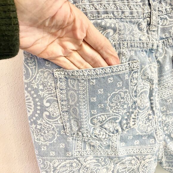 The Childrens‎ Place Paisley Denim Snap Overall Shorts Girls Size 12 - Picture 7 of 10